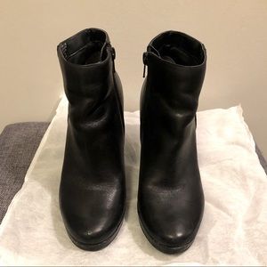 Nine West black leather ankle boots, size 6.5m